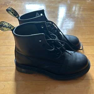Doc Martens Black Lace Up